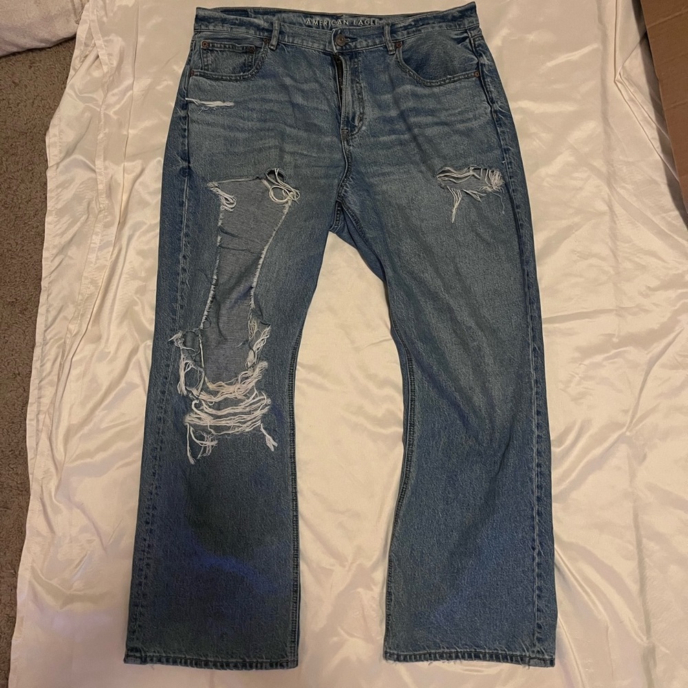AE 90s Bootcut Distressed Jeans